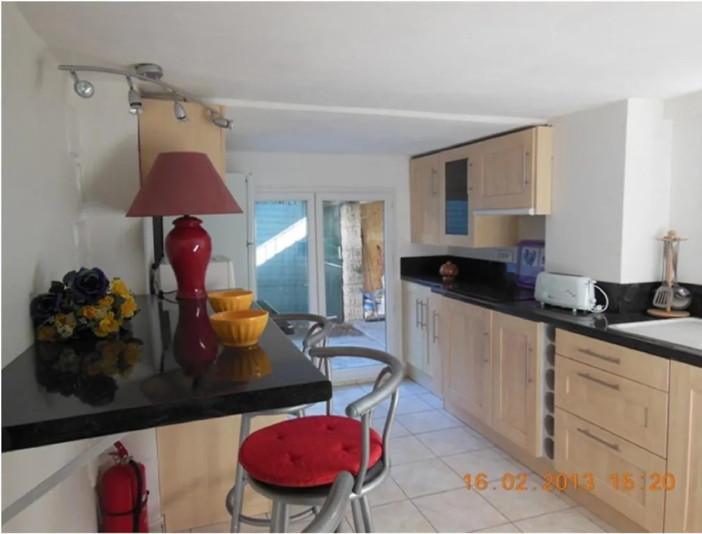 Apartment Un Coin De Campagne En Ville Le Cannet